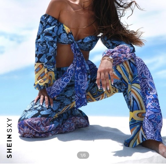 SHEIN Pants - BLUE and Yellow Paisley Print 2pc Set